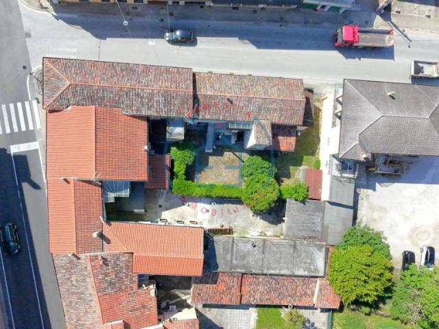 Palazzo in vendita a Borgo Veneto, Saletto