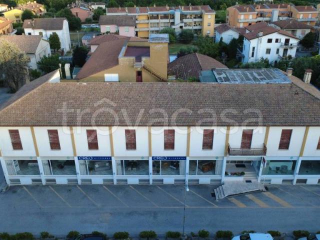 Palazzo in vendita a Marche, Pesaro E Urbino