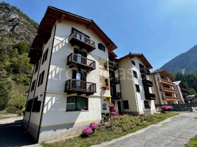 Palazzo in vendita a Aosta / Aoste, Aosta