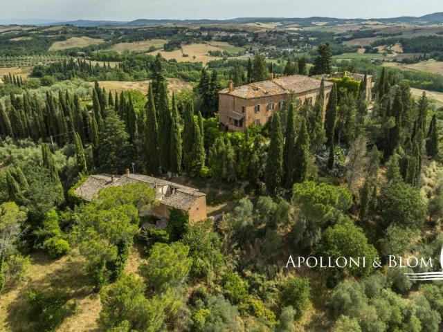 Palazzo in vendita a Montalcino, Toscana