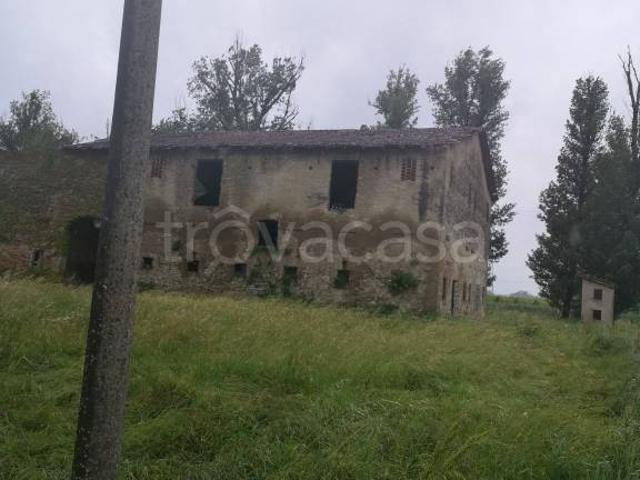 Palazzo in vendita a Bagno, Re