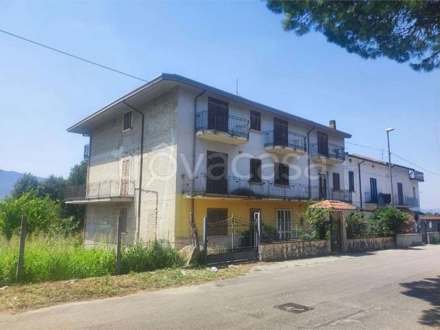 Palazzo in vendita a San Martino Valle Caudina, Avellino