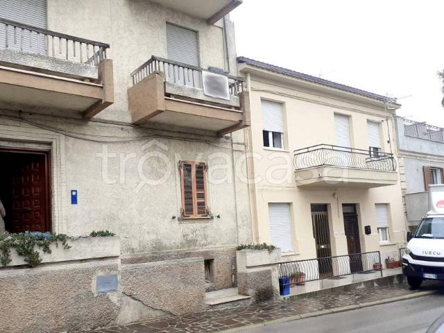 Palazzo in vendita a Silvi, Abruzzo