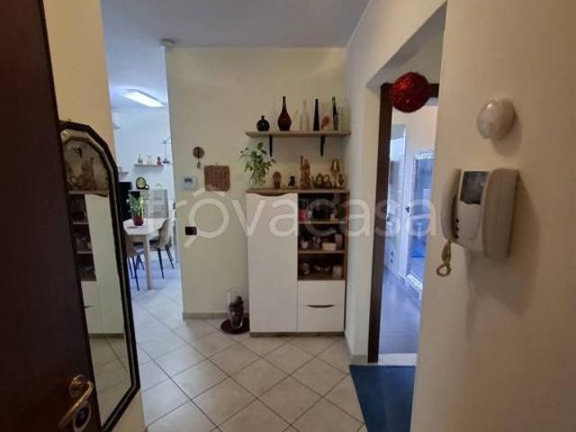 Appartamento in vendita a Barlassina, Lombardia