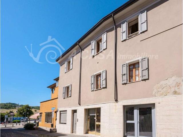 Appartamento in vendita a Calestano, Parma