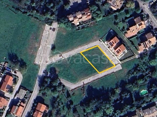 Appartamento in vendita a Capriva Del Friuli, Friuli-Venezia Giulia