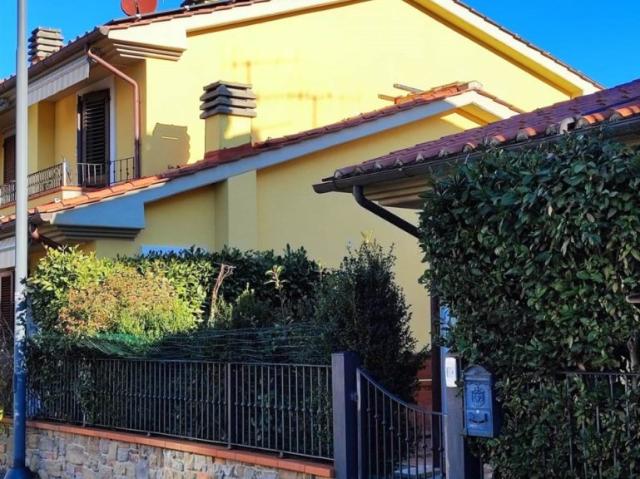 Appartamento in vendita a Montegonzi, Toscana