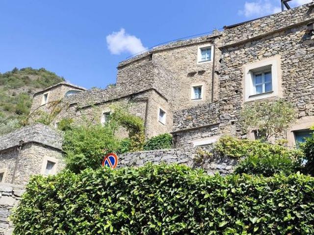 Appartamento in vendita a Castelbianco, Liguria