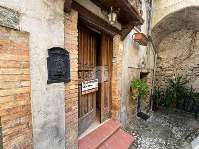 Appartamento in vendita a Collevecchio, Lazio