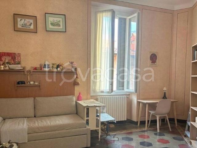 Appartamento in vendita a Comerio, Lombardia