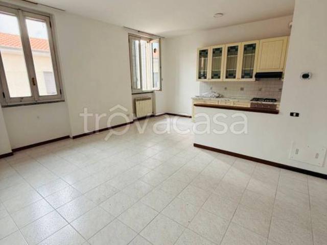 Appartamento in vendita a Cuggiono, Lombardia