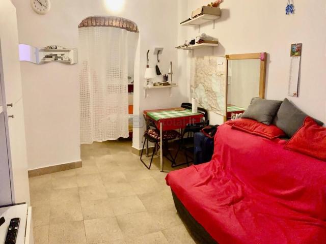 Appartamento in vendita a Centro Est, Serra Riccò