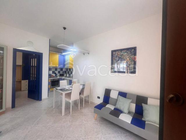 Appartamento in vendita a Foce Varano, Puglia