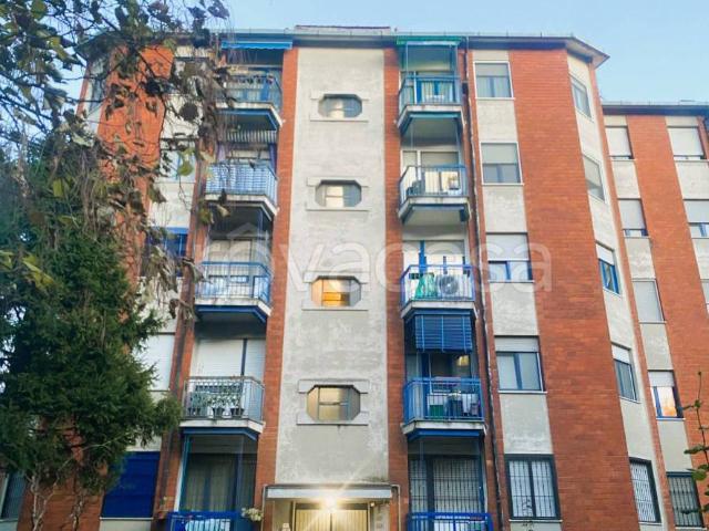 Appartamento in vendita a Limbiate, Lombardia