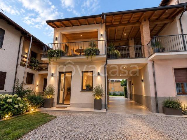 Appartamento in vendita a Bienate, Magnago
