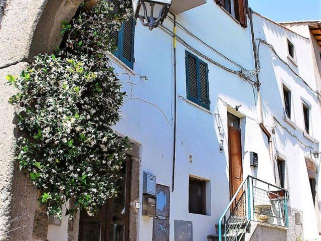 Appartamento in vendita a Le Mosse, Montefiascone