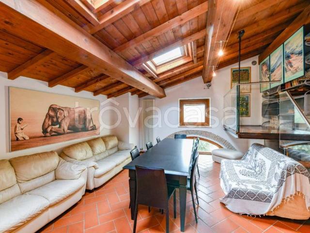Appartamento in vendita a Peschiera Del Garda, Veneto
