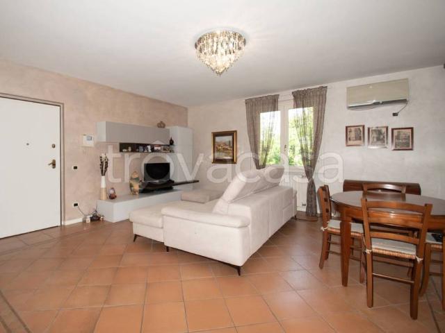 Appartamento in vendita a Roncadelle, Lombardia