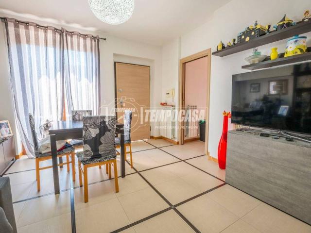 Appartamento in vendita a Paese Alto, Marche