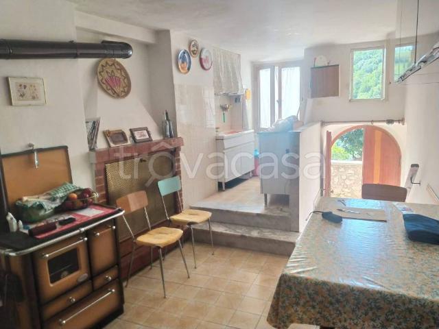 Appartamento in vendita a Guarcino, Lazio