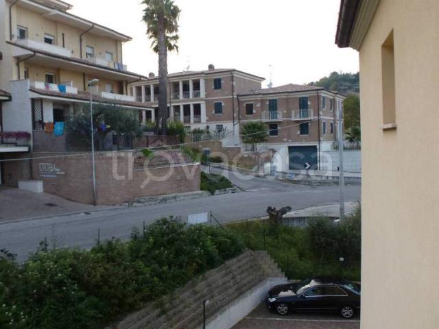 Appartamento in vendita a Unione dei Comuni della Val Vibrata, Tortoreto