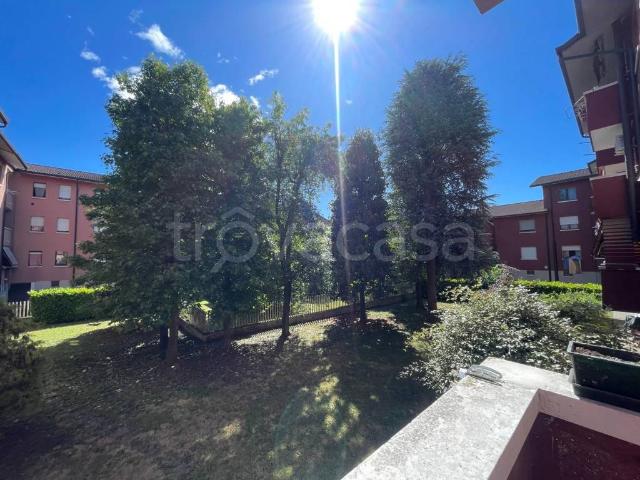Appartamento in vendita a Villa Cortese, Lombardia