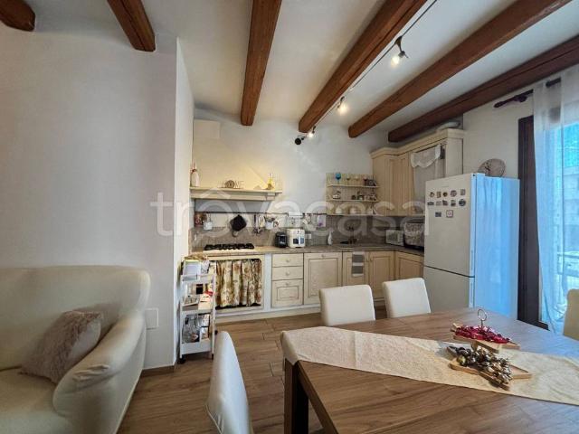 Appartamento in vendita a Zevio, Veneto