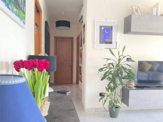 Appartamento in vendita a Adelfia, Bari