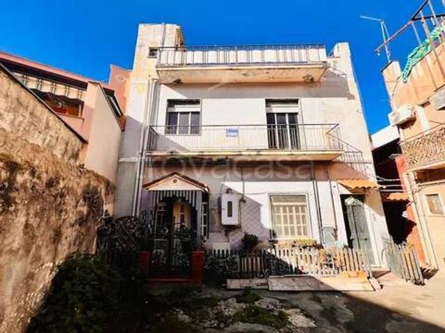 Appartamento in vendita a Adrano, Sicilia