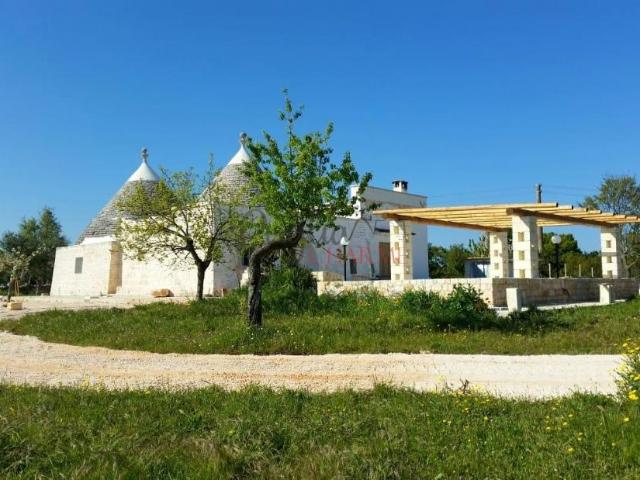 Locale Commerciale in vendita a Ostuni