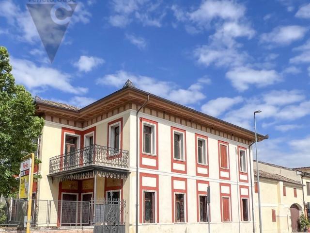 Villa Indipendente in vendita a Bagnoli Di Sopra, Veneto