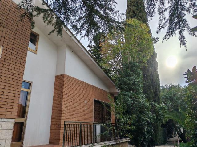 Villa Indipendente in vendita a Puglia, Brindisi
