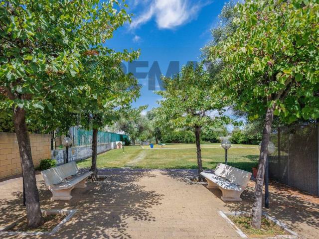 Villa Schiera in vendita a Municipio 1, Puglia
