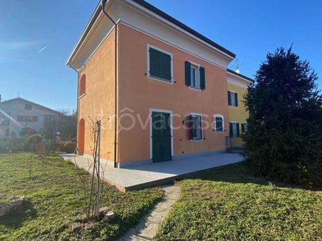 Villa Schiera in vendita a Cairo Montenotte, Liguria
