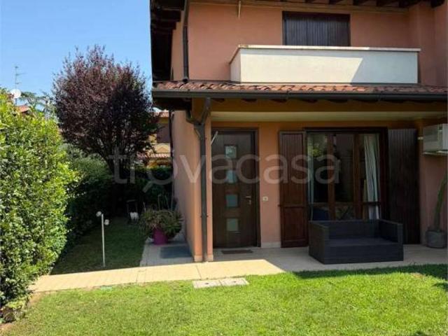 Villa Schiera in vendita a Collebeato, Lombardia