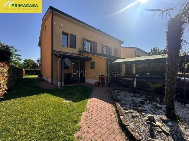 Villa Schiera in vendita a Unione delle Terre d'Argine, Carpi
