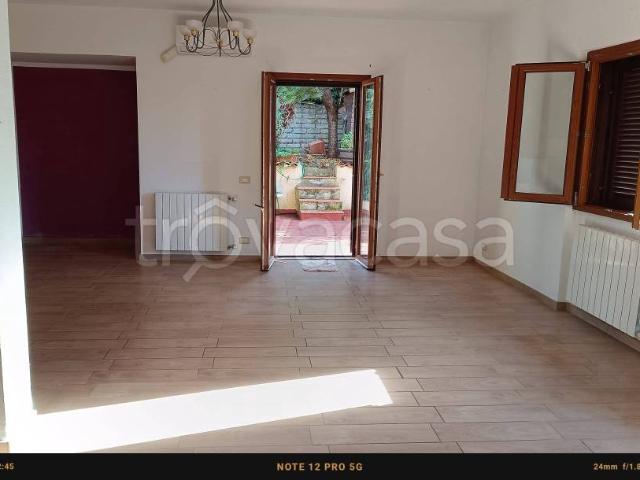 Villa Schiera in vendita a Monte Calgara, Castelnuovo di Porto