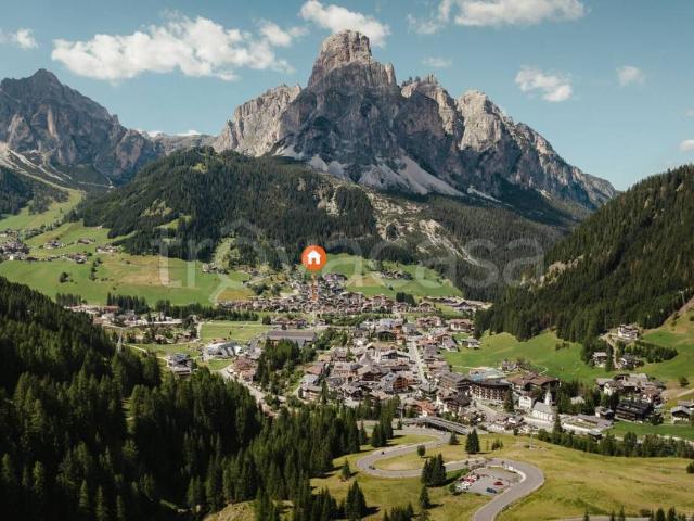 Villa Schiera in vendita a Calfosch - Kolfuschg - Colfosco, Corvara in Badia - Corvara