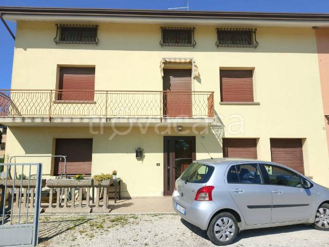 Villa Schiera in vendita a Giai, Gruaro