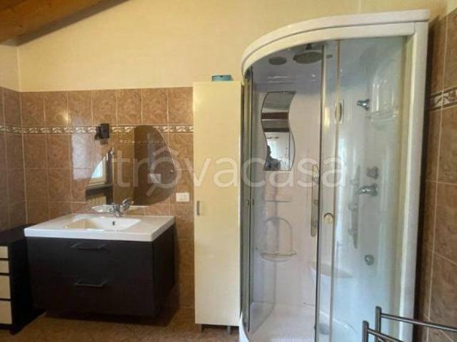Villa Schiera in vendita a Comunità Montana del Piambello, Marchirolo