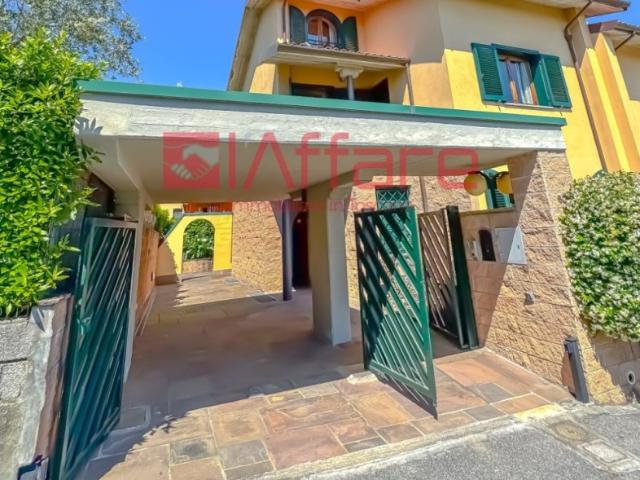 Villa Schiera in vendita a Montecatini Terme, Pistoia