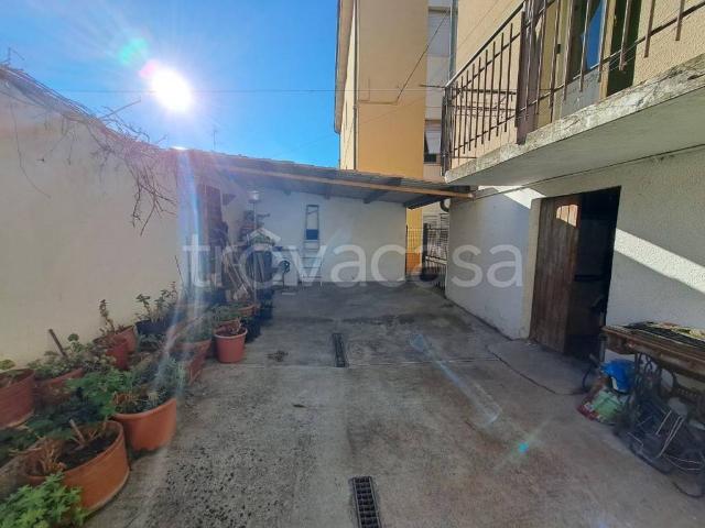 Villa Schiera in vendita a Santa Veneranda, Marche