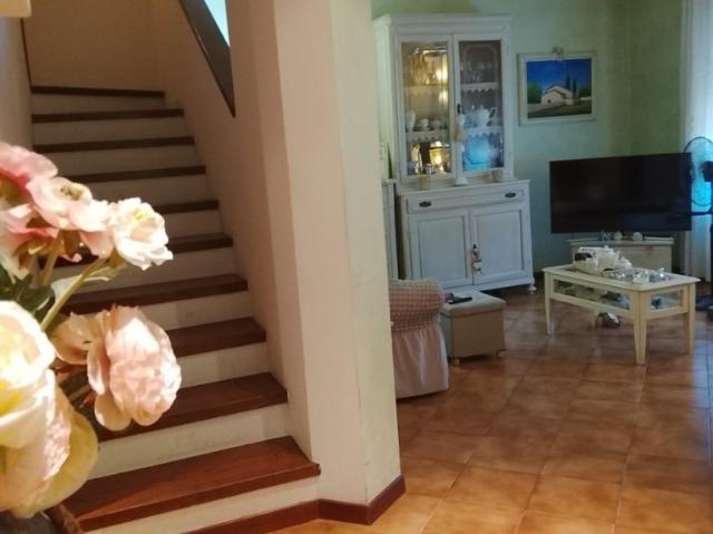 Villa Schiera in vendita a Poggio A Caiano, Toscana
