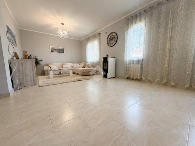 Villa Schiera in vendita a Pompiano, Lombardia