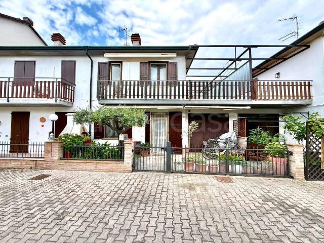 Villa Schiera in vendita a Ravenna, Reggio Emilia