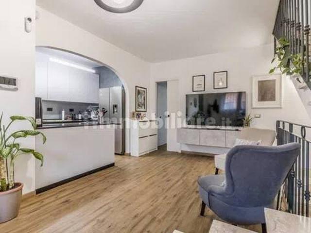 Villa Schiera in vendita a Stagni di Ostia, Roma Capitale
