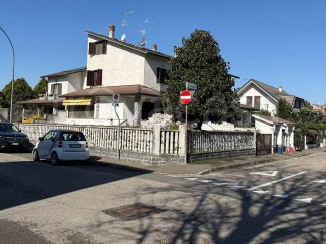 Villa Schiera in vendita a Unione dei Comuni I Fontanili, Zibido San Giacomo