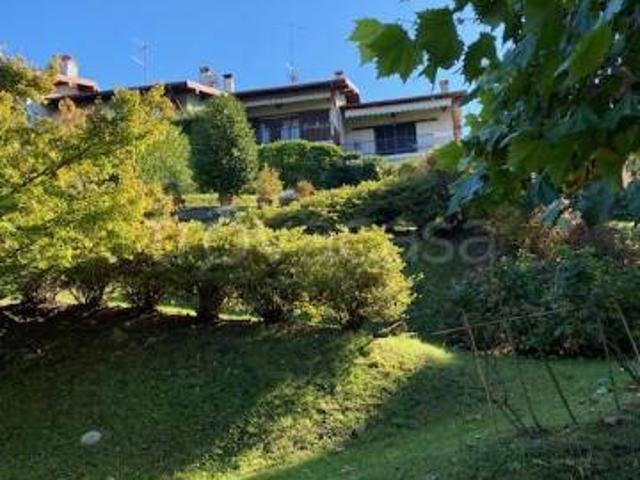 Villa Schiera in vendita a Cheglio, Taino