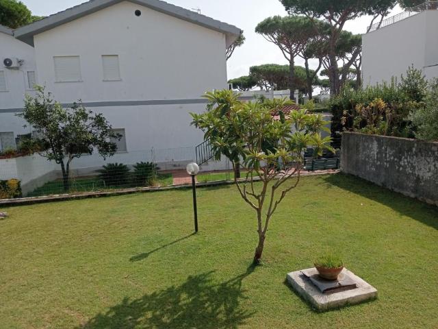 Villa Schiera in vendita a Terracina, Lazio