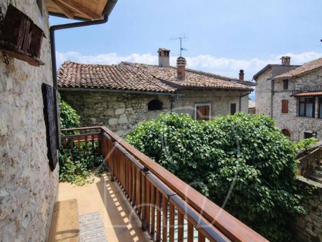 Villa Schiera in vendita a Comunità Montana Parco Alto Garda bresciano, Tremosine